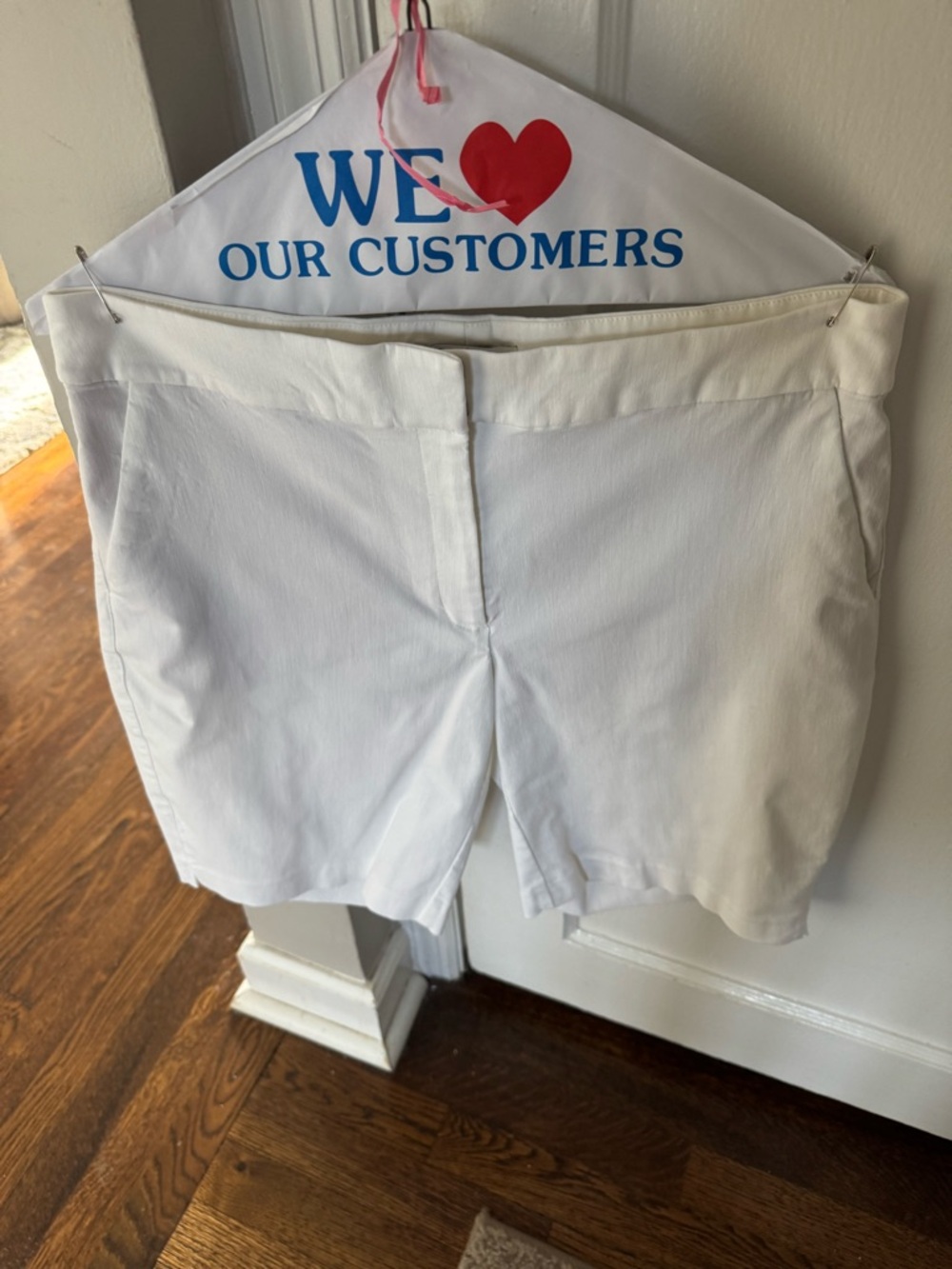 White House Black Market Shorts WHbM Outlet Women’s White Stretch Bermuda Short